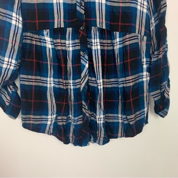 Ricki’s Navy Plaid Peplum Blouse - Picture 3 of 9